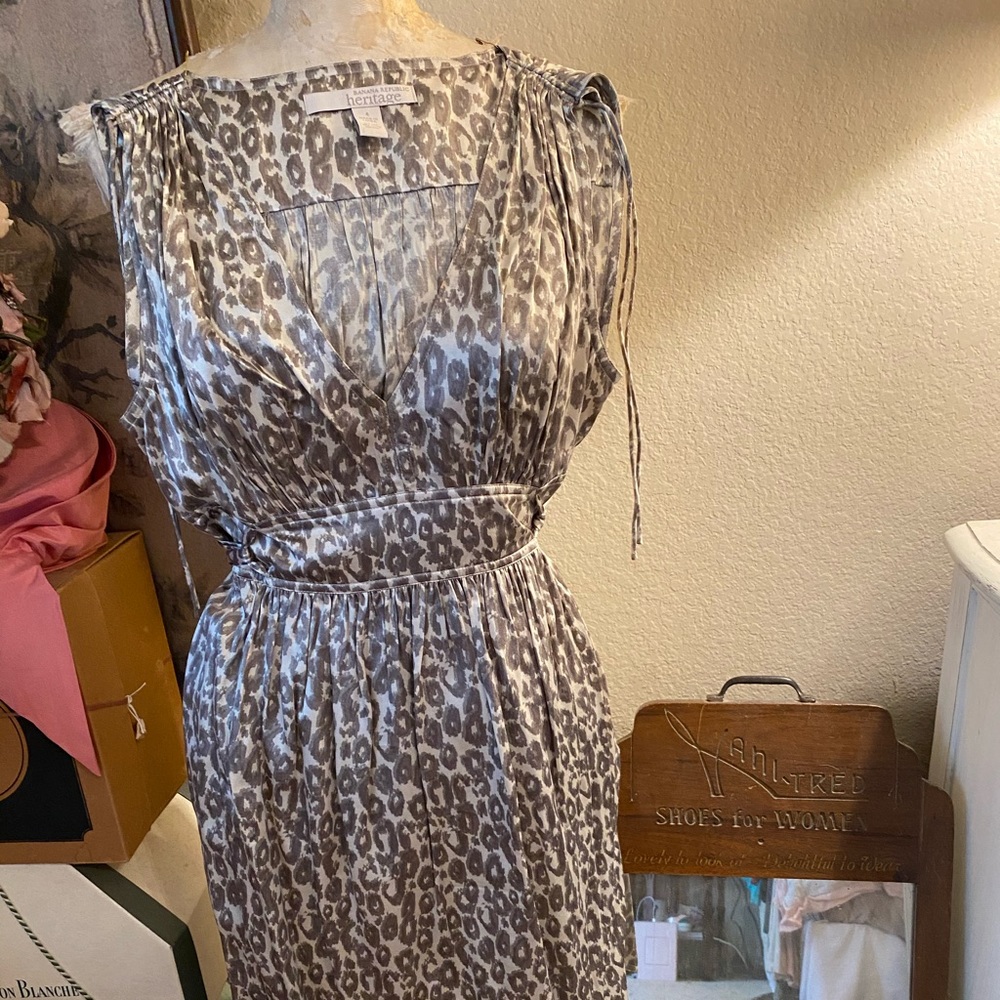 Banana republic heritage satin leopard dress